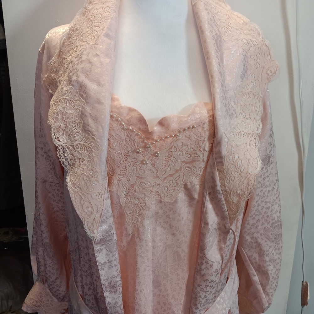 Vintage Elegant Pink Lace Trim Victoria Intimate Sleepwear Set Womens Size Large